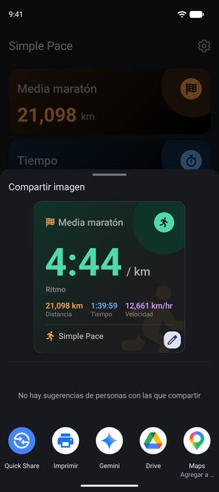 La hoja para compartir de Android con una tarjeta de resultados de una media maratón de 21,098 km: 4:44 por kilómetro, una llegada en 1:39:59 y 12,661 km por hora.