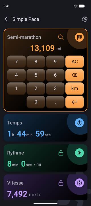 La carte Distance ouverte en mode sombre avec le pavé numérique, pour saisir un semi-marathon de 13,109 miles pendant que le rythme est figé à 8:00 par mile et que le temps affiche 1:44:59.